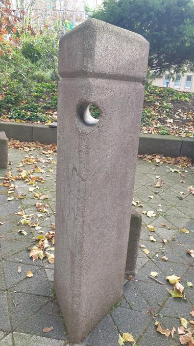 Trinksäule/Sehstein/Hörstein