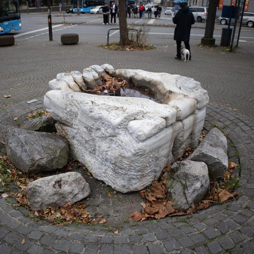 Schöpfen und Schützen von Hans-Jürgen Hiby