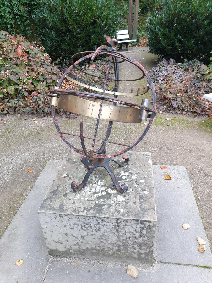 Sonnenuhr