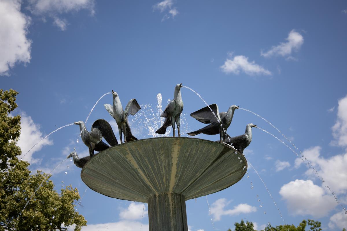 Vogelbrunnen