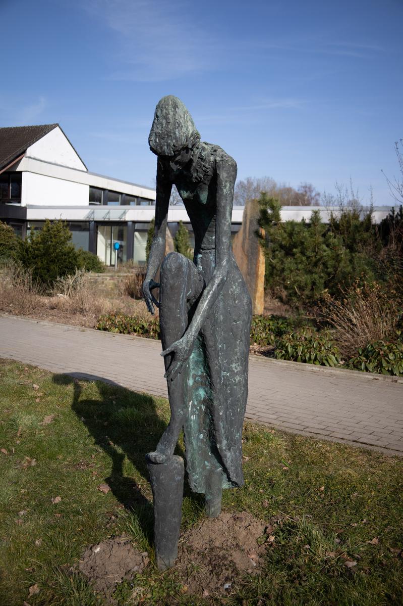 Badende (Große Gebeugte)