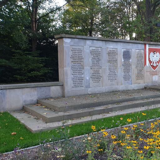 Ehrenmal der polnischen Zivilarbeiter von Heinrich Fußbahn