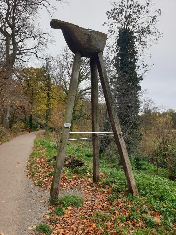 Großer Vogel