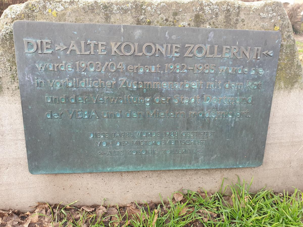 Gedenkstein für die Alte Kolonie Zollern II