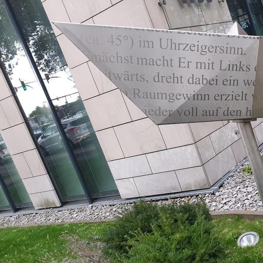 Papierfaltboot von Alischa Diana Leutner