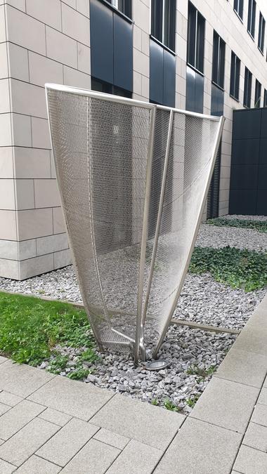Porträt von Nora Kühnen