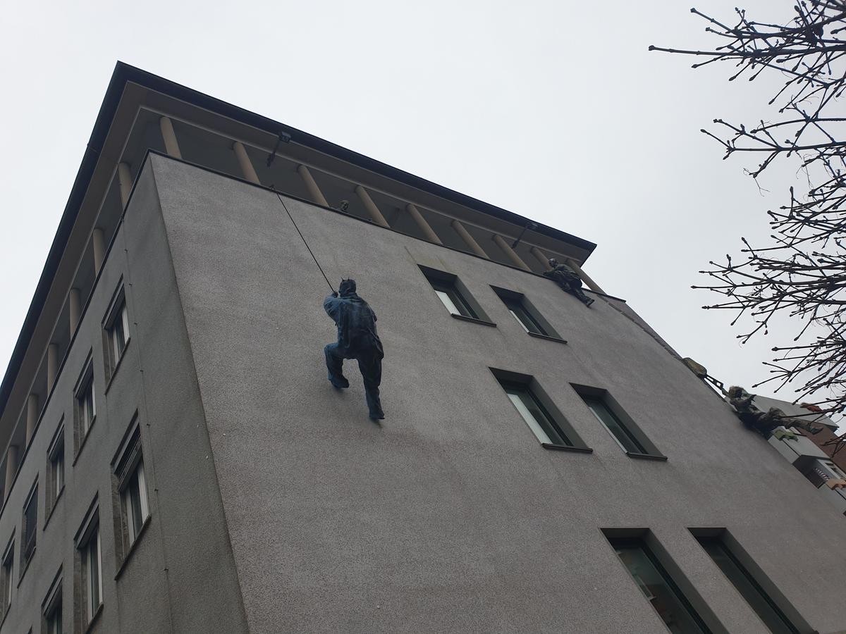 Climbing Statues