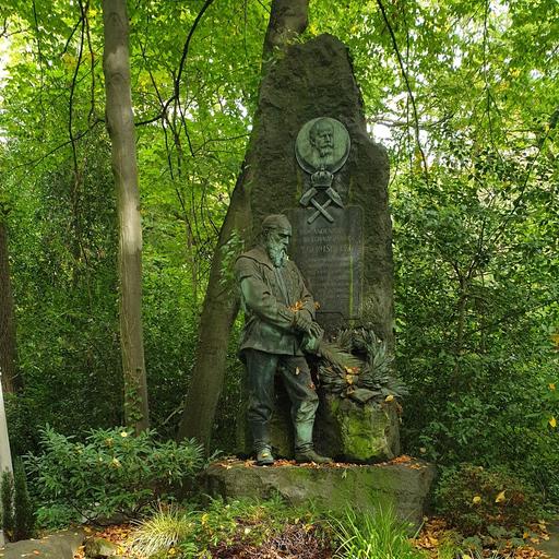Grabstätte Familie Otto Taeglichsbeck von Clemens L. Buscher