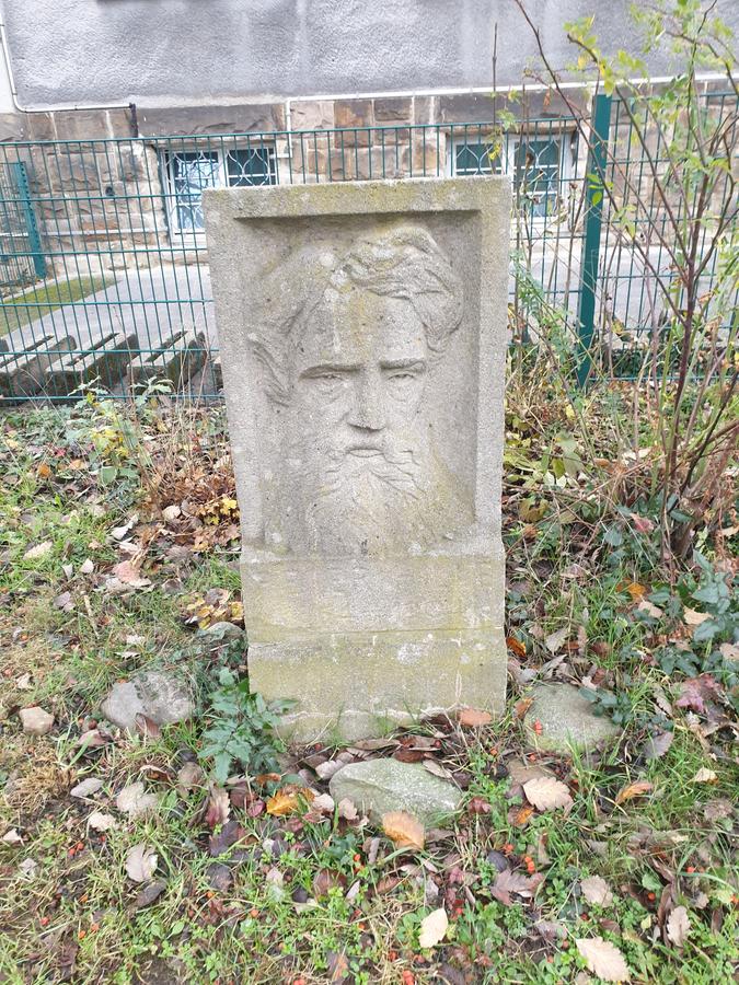 Denkmal für Peter Hille