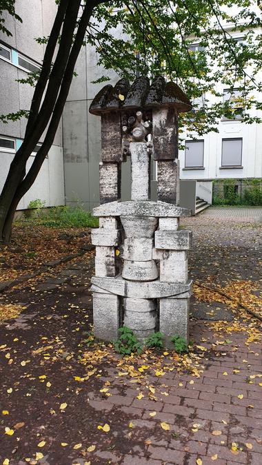 Steinerner Baum