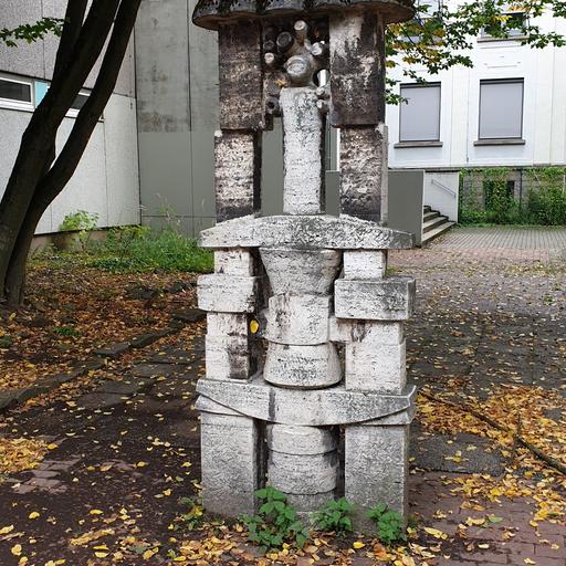 Steinerner Baum von Elisabeth "Liesel" Josefa Antonie Bellmann