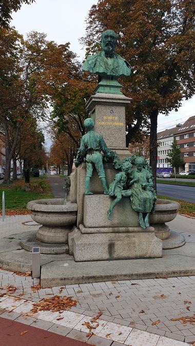 Denkmal für Heinrich Schüchtermann