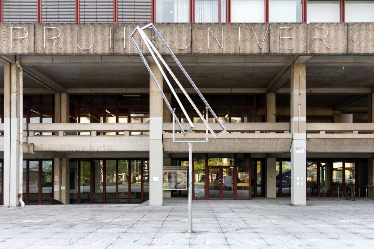 Two Open Rectangles Excentric Triangular Section, Variation VII