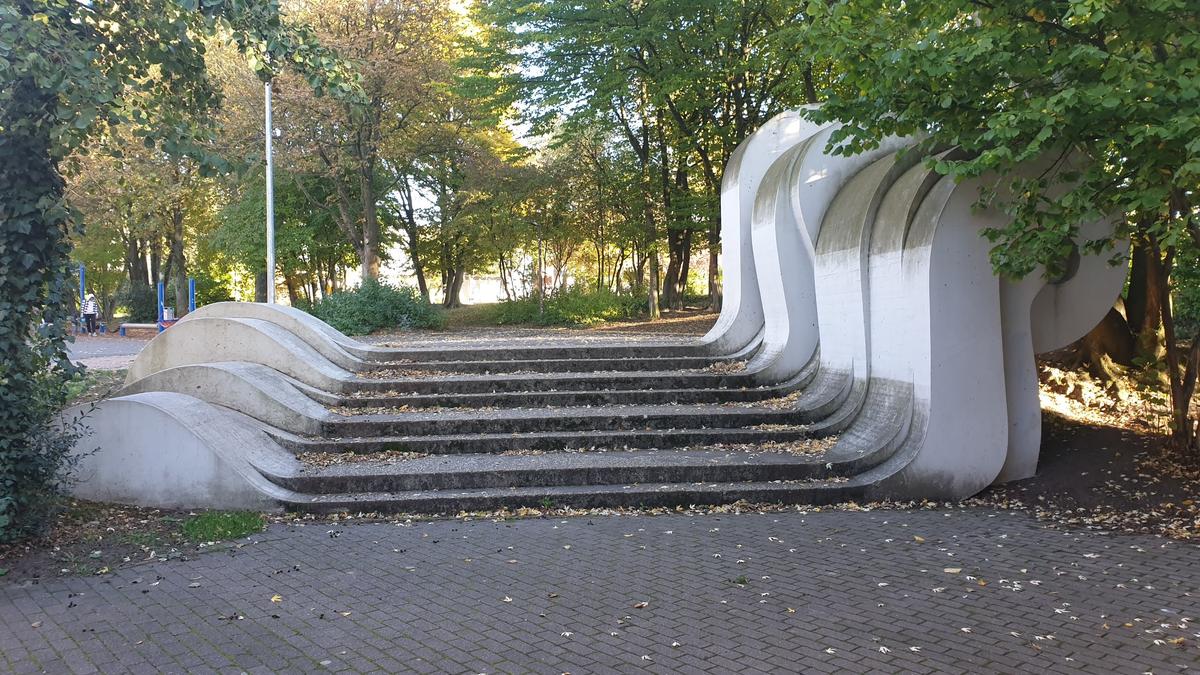 Plastik in Funktion einer Treppe