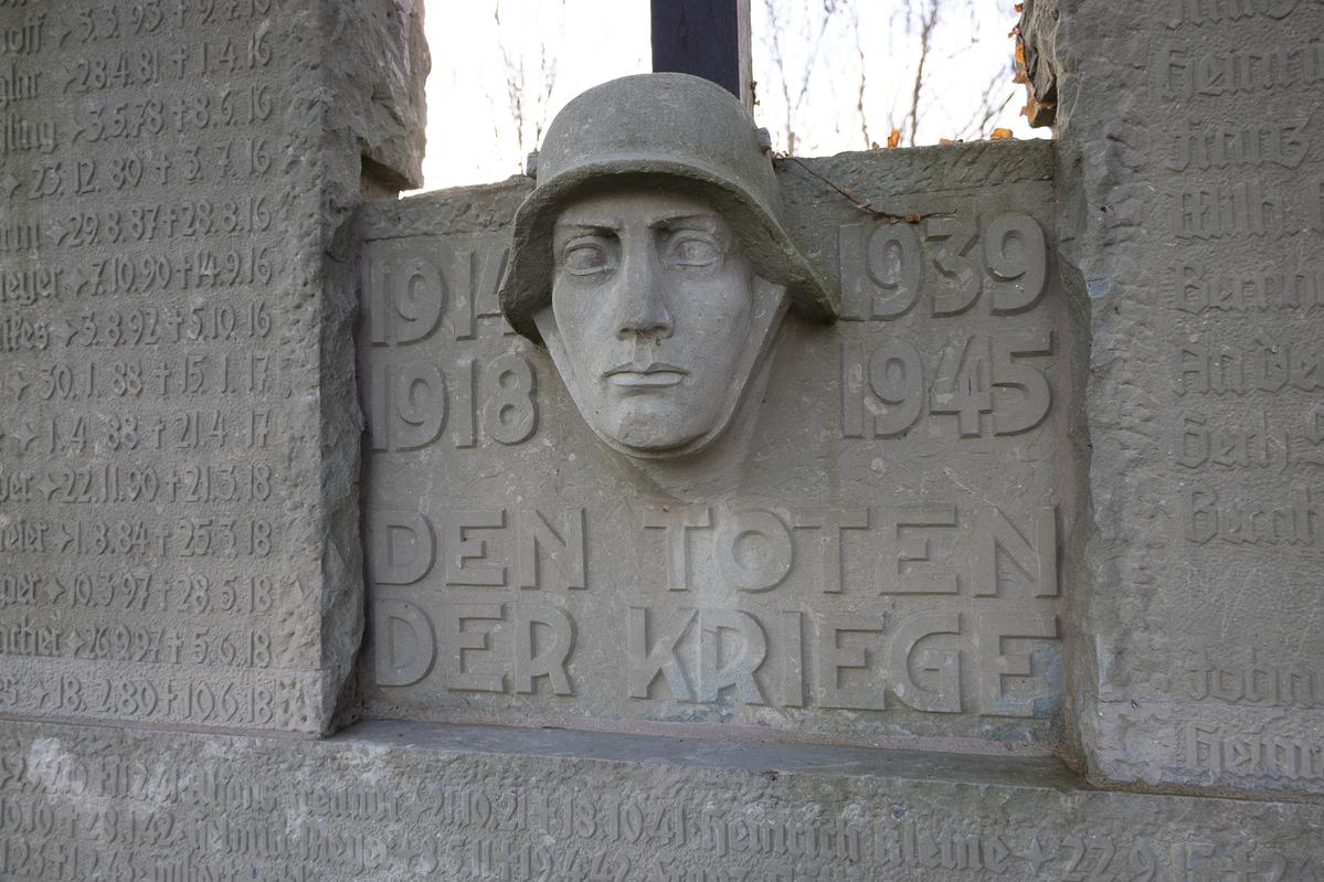 Den Toten der Kriege in Overhagen