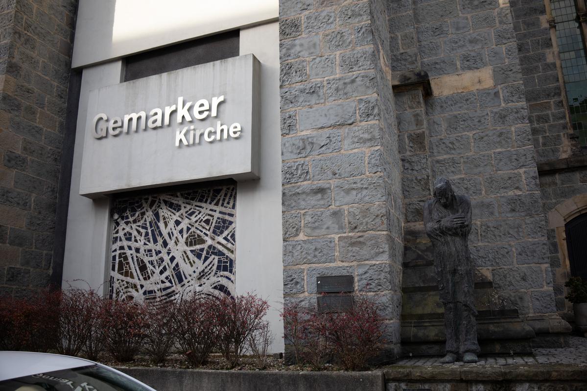 Der Frierende