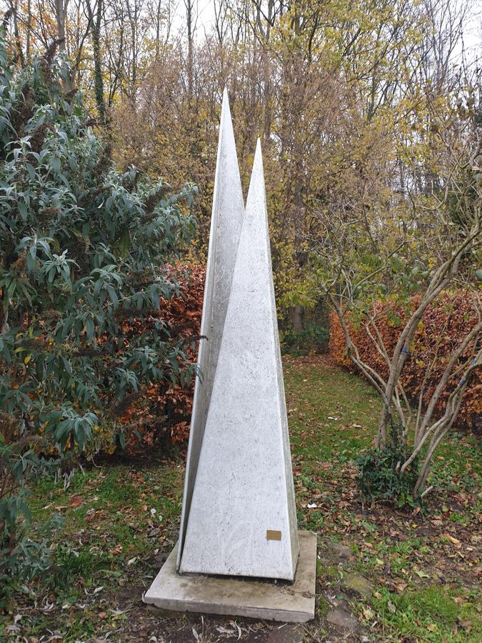 Pylon