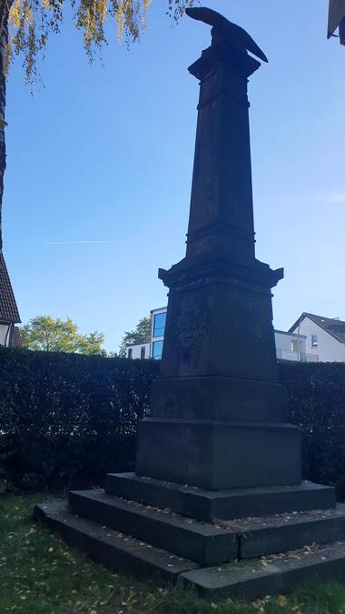 Kriegerehrenmal in Höchsten, Gefallene 1866 und 1870-1871