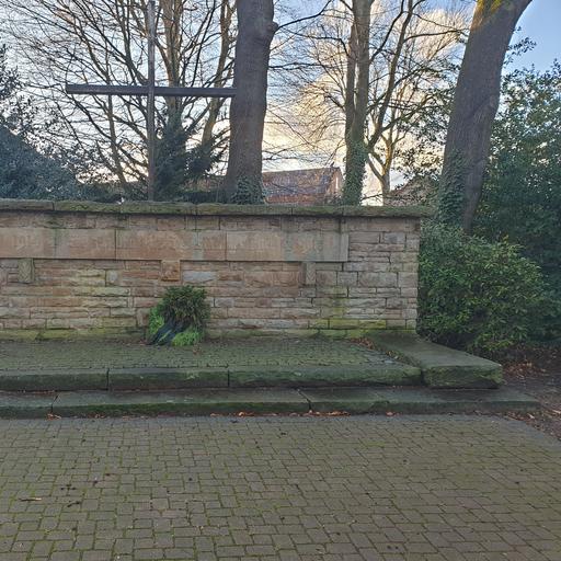 Kriegerdenkmal in Kirchlinde, Gefallene 1914-1918 von Firma Schildmann