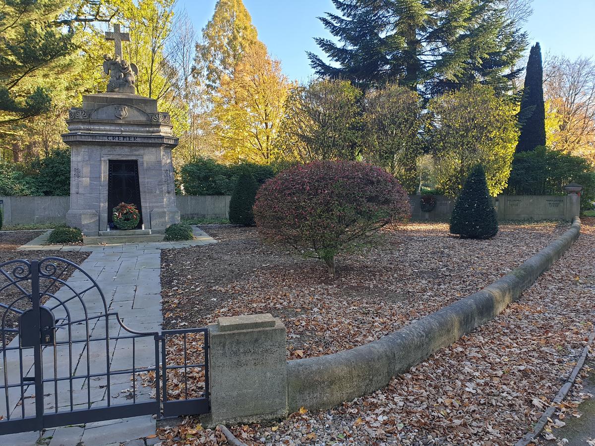 Mausoleum Familie Cremer