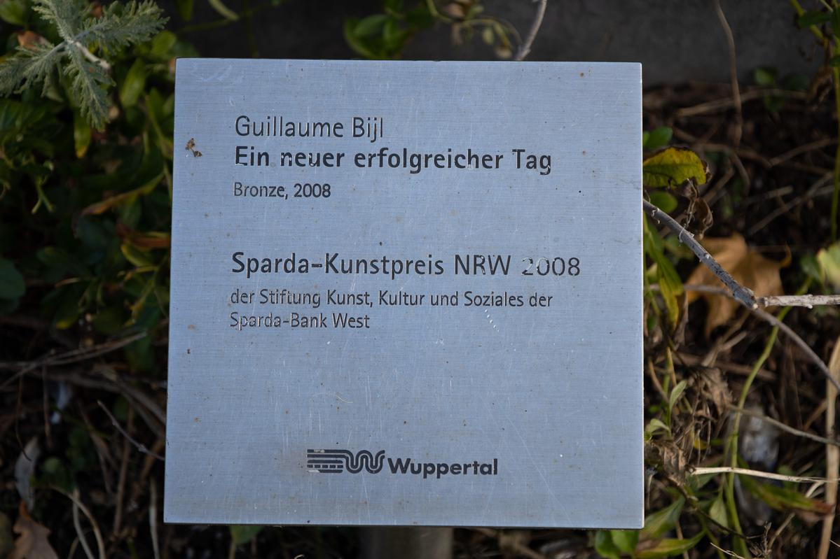 Ein neuer erfolgreicher Tag (Krawattenmann)