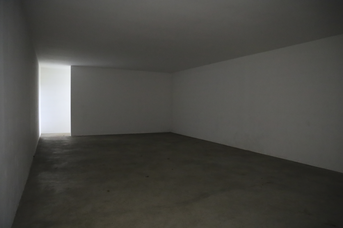 Room with two doors (for a public park in Bochum-Weitmar)