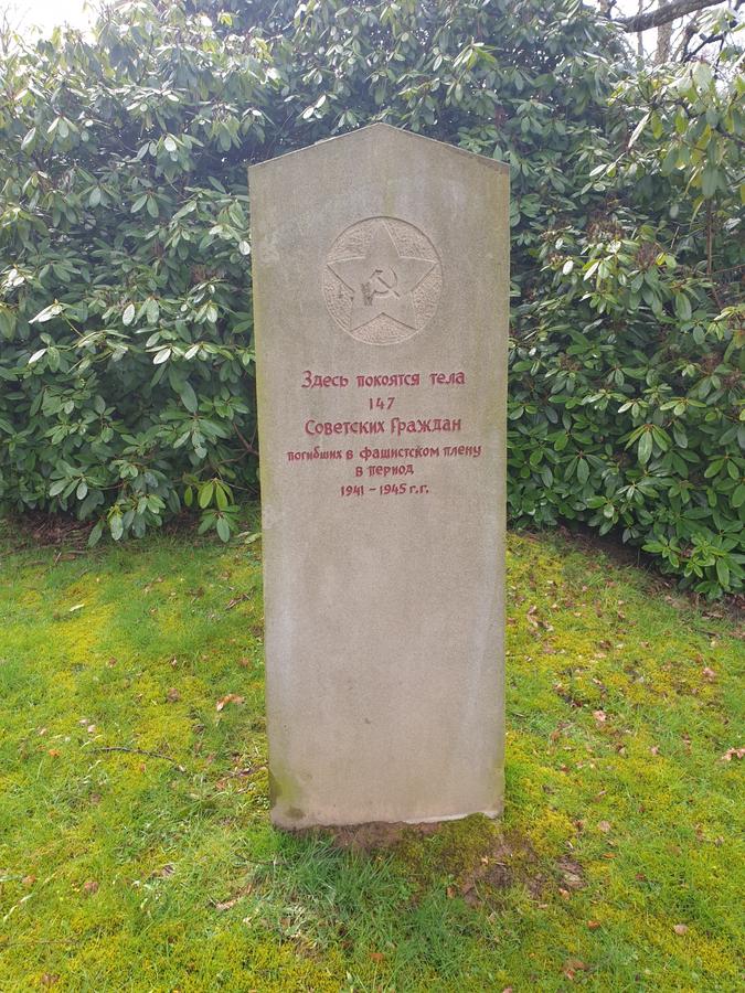 Gedenkstein für sowjetische Opfer von 1941-1945