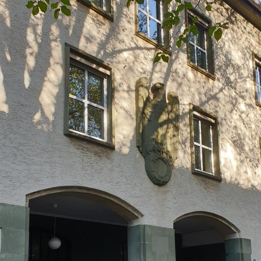 Reliefdarstellungen der Arbeit von Georg Friedrich Hartje