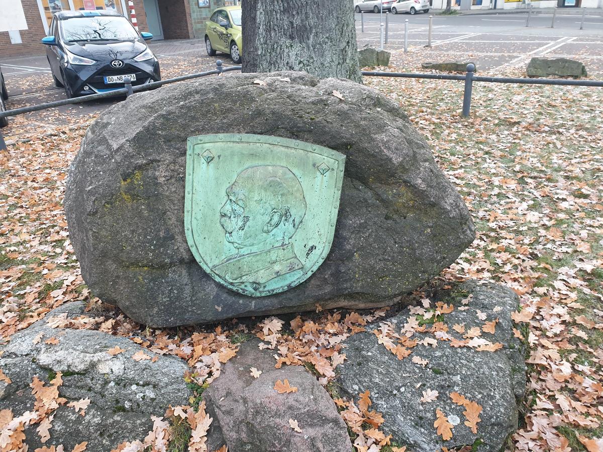 Bismarck-Gedenkplatte