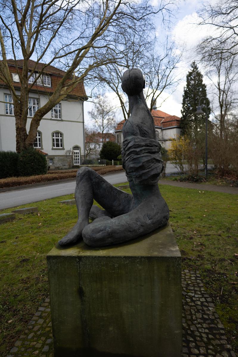Der Gebundene