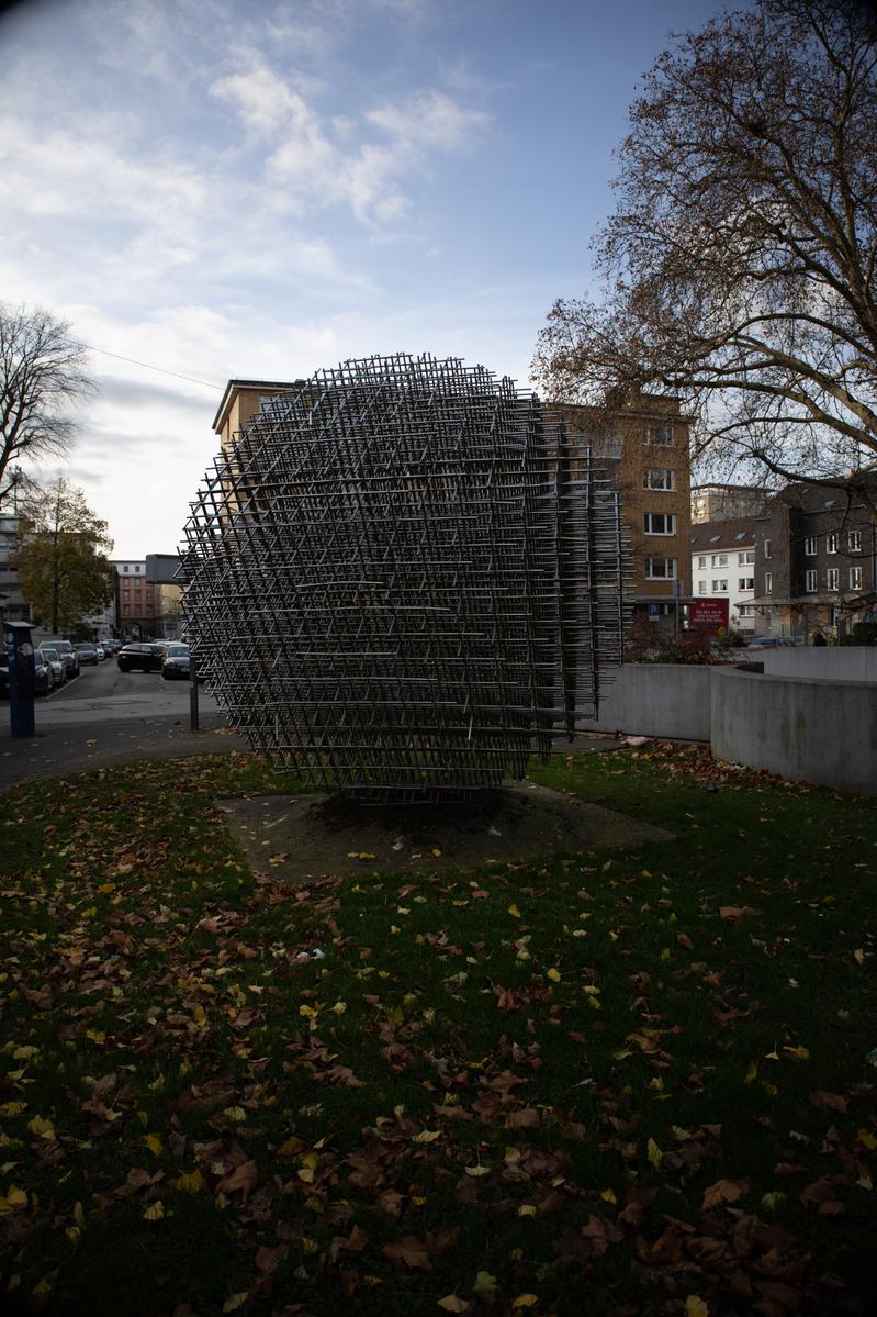 Sphère Trames (Gitterkugel)