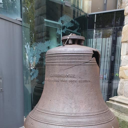 Kaiserglocke von Künstler:in unbekannt