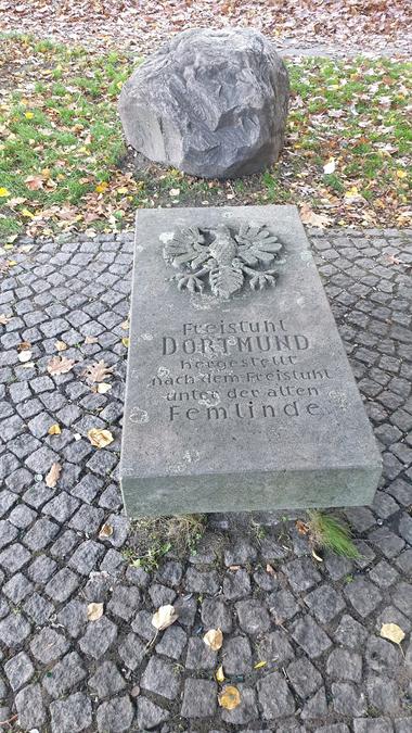 Freistuhl an der Femlinde