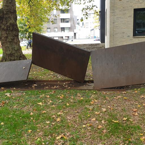 Stahl-Skulptur von Ansgar Nierhoff