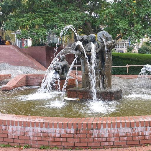 Gauklerbrunnen von Eberhard Linke