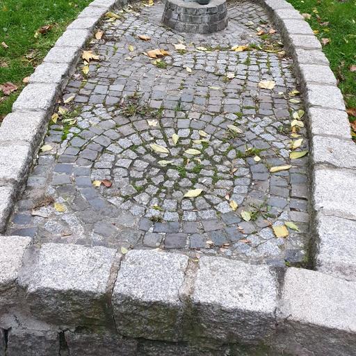 Speiender Knabe von Herbert Dubois