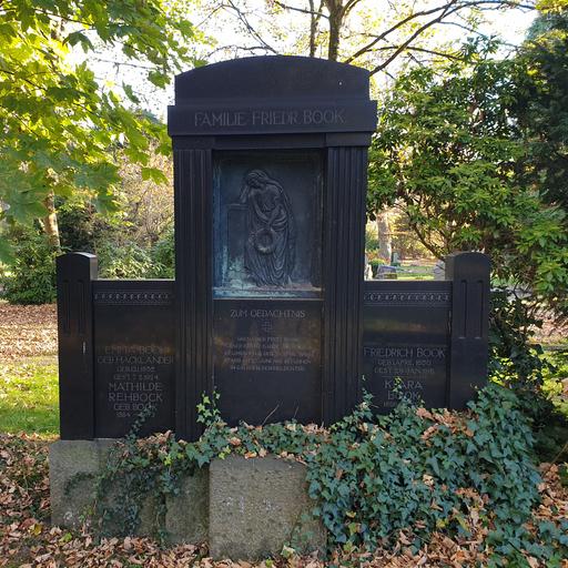 Grabmal Familie Friedrich Book von Otto Späte