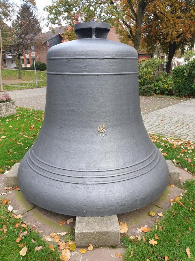 Zwei Glocken