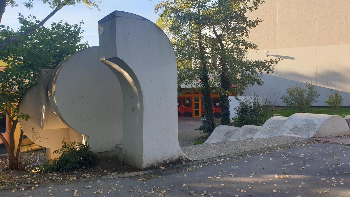 Plastik in Funktion einer Treppe