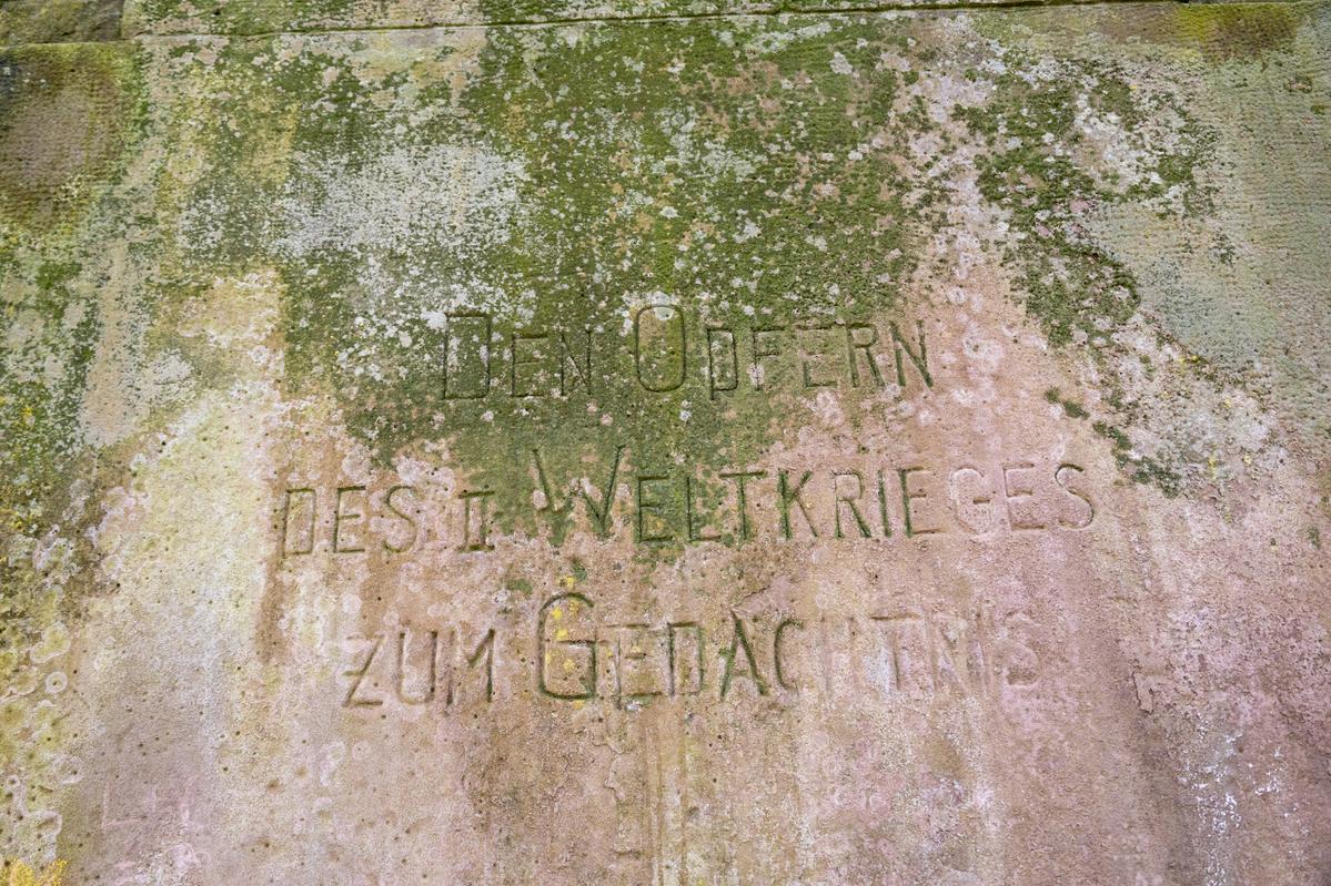 Ihren im Weltkrieg 1914/18 gefallenen Helden